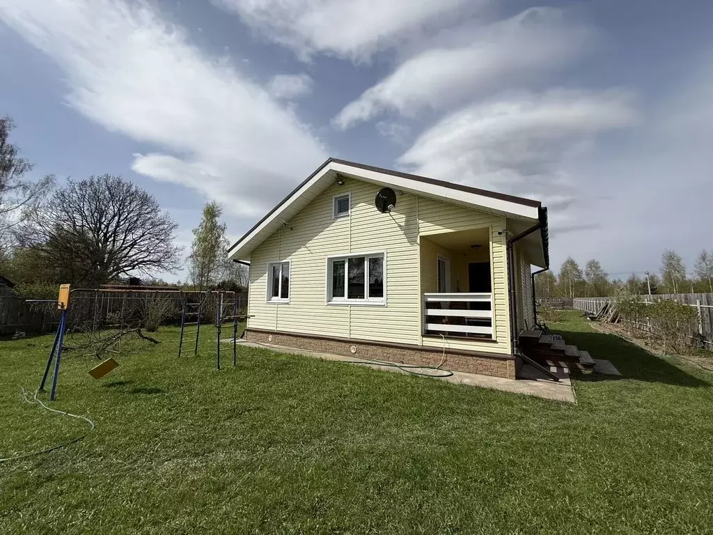 Дом в Тверская область, Старицкий муниципальный округ, д. Дубровино  ... - Фото 2