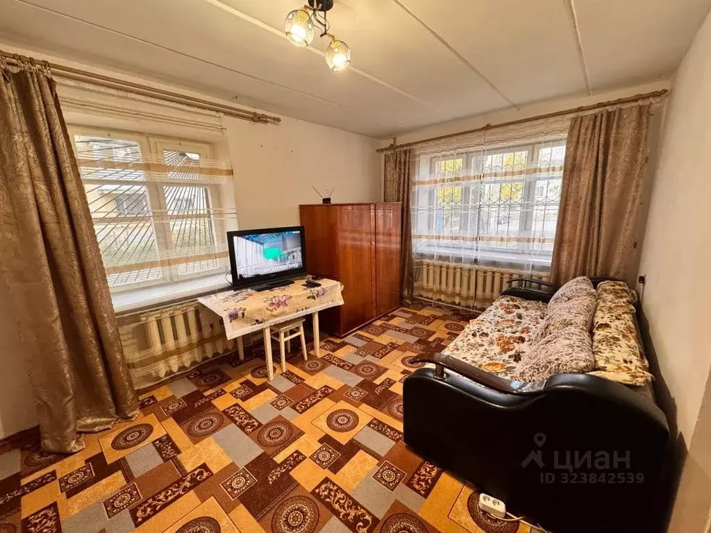 1-к кв. Крым, Керчь Аршинцево мкр, ул. Победы, 18 (34.0 м) - Фото 1