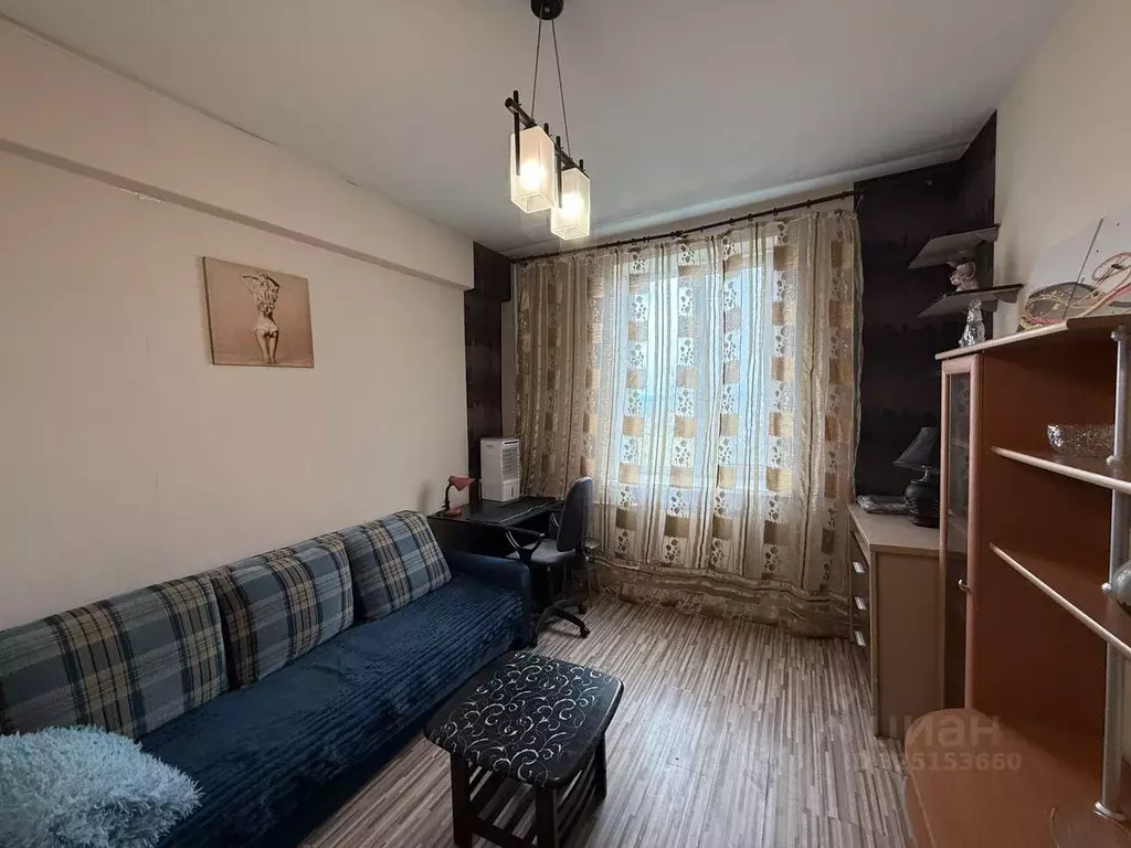 Студия Приморский край, Владивосток Партизанский просп., 12А (18.0 м) - Фото 1