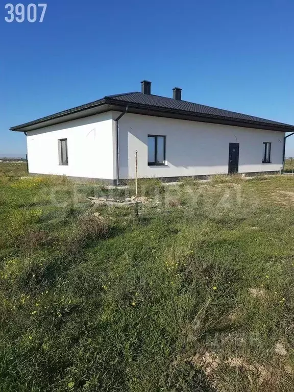 Дом в Крым, Сакский район, с. Уютное ул. Песочная, 11 (167 м) - Фото 2