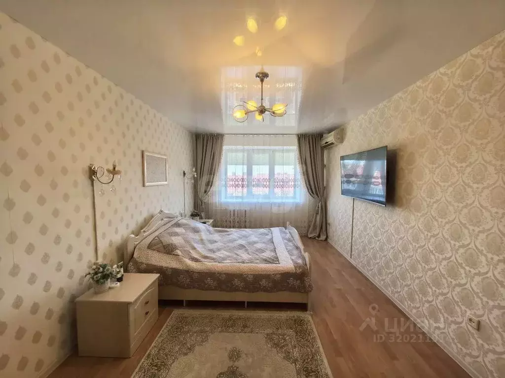 3-к кв. Краснодарский край, Ейск ул. Карла Либкнехта (66.6 м) - Фото 0