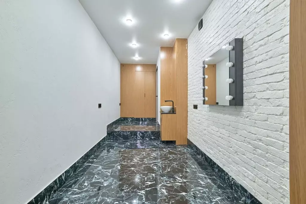 Помещение свободного назначения в Томская область, Томск ул. Ференца ... - Фото 2