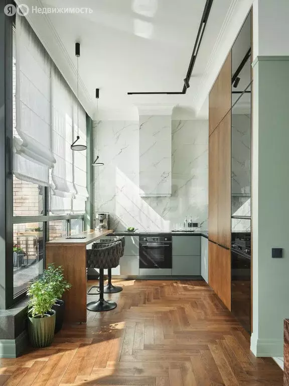 2-комнатная квартира: Тюмень, улица Усиевича, 16 (72.2 м) - Фото 1