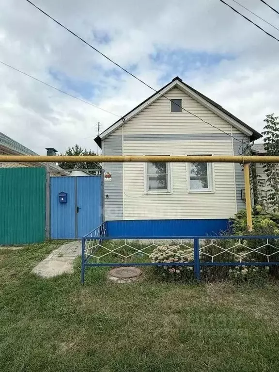 Дом в Воронежская область, с. Новая Усмань ул. Ленина, 70 (50 м) - Фото 0