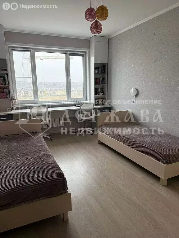 3-комнатная квартира: Кемерово, Комсомольский проспект, 46 (68.2 м) - Фото 2