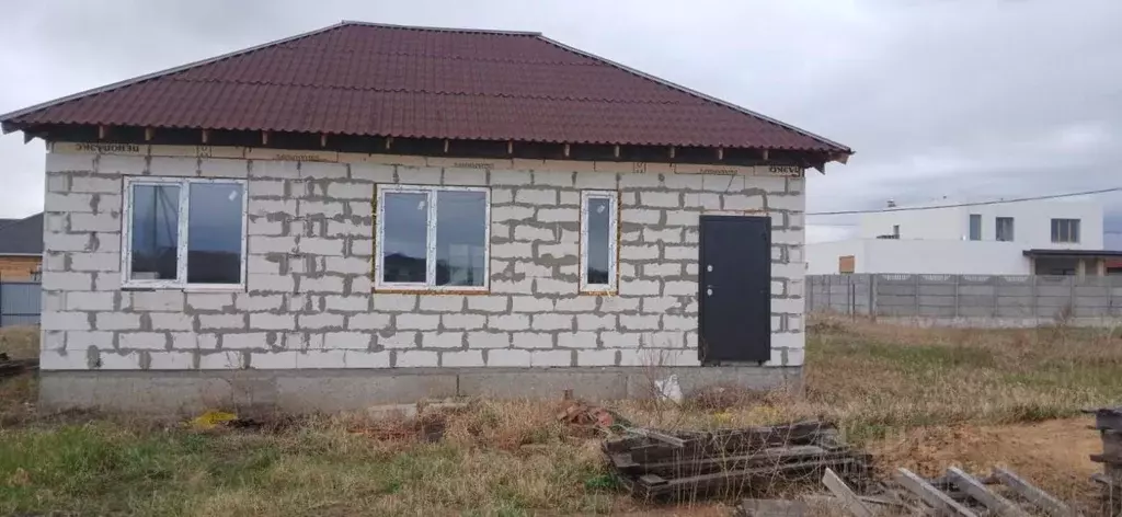 Дом в Хакасия, Усть-Абаканский район, с. Калинино ул. Рублева, 65 (80 ... - Фото 0