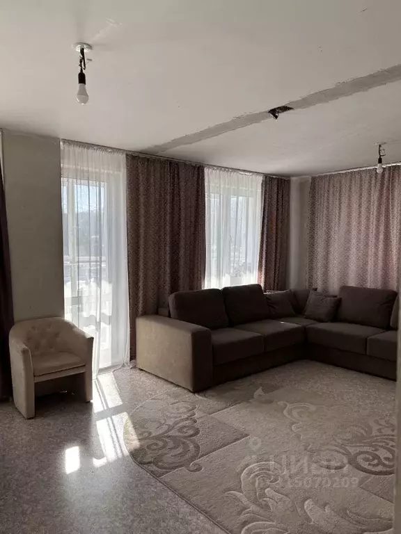 4-к кв. Красноярский край, Красноярск Лесопарковая ул., 49 (71.2 м) - Фото 1