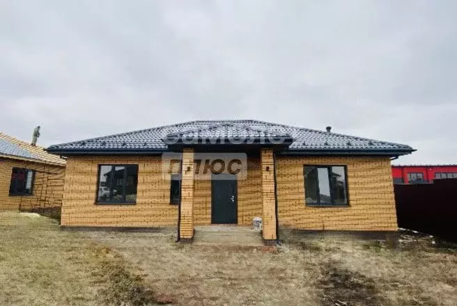 Дом в Курская область, Курский район, Моковский сельсовет, д. 1-я ... - Фото 1