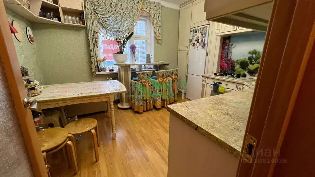 3-к кв. Белгородская область, Белгород ул. Газовиков, 9 (92.5 м) - Фото 2