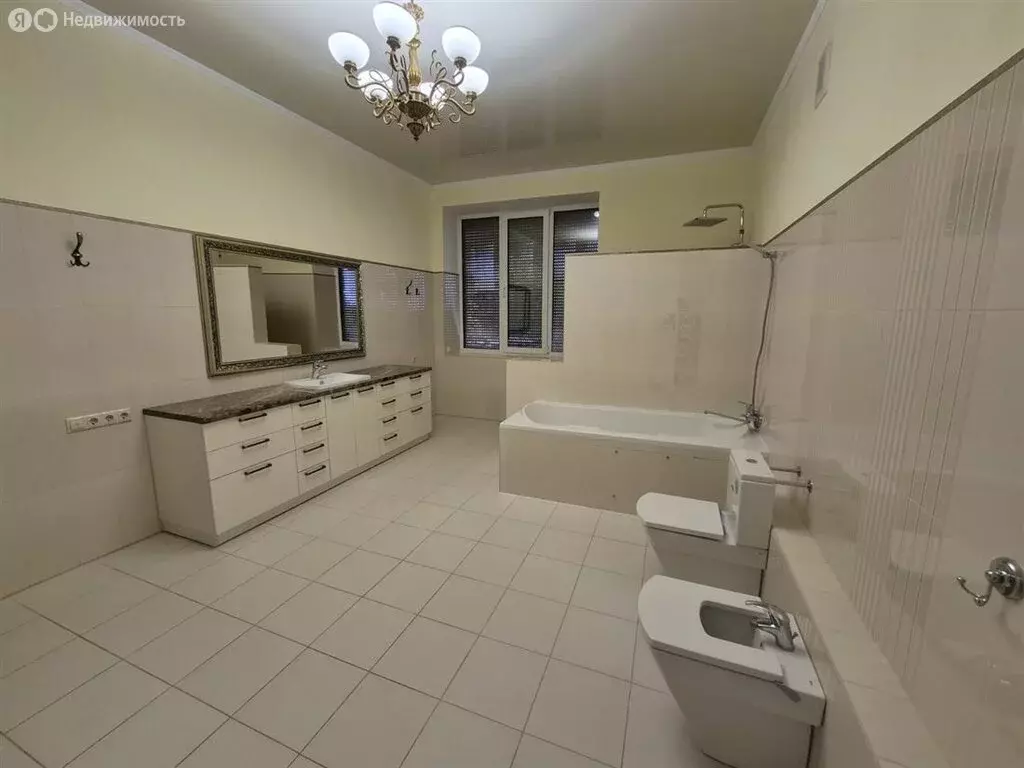 Дом в Ростовская область, Шахты (1200 м) - Фото 1