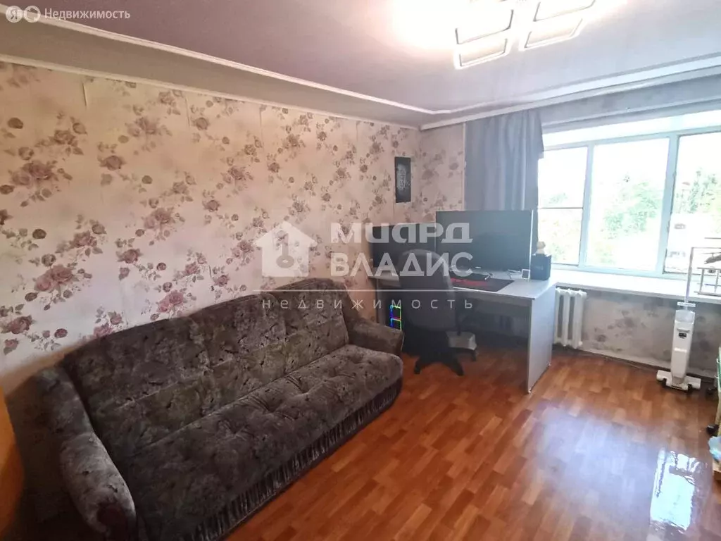 4-комнатная квартира: Омск, 3-я Железнодорожная улица, 11 (72.9 м) - Фото 0