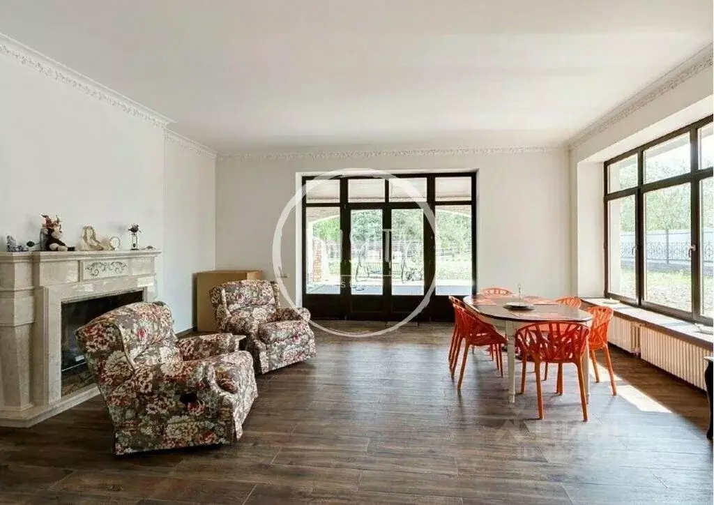 Коттедж в Московская область, Красногорск городской округ, с. ... - Фото 2