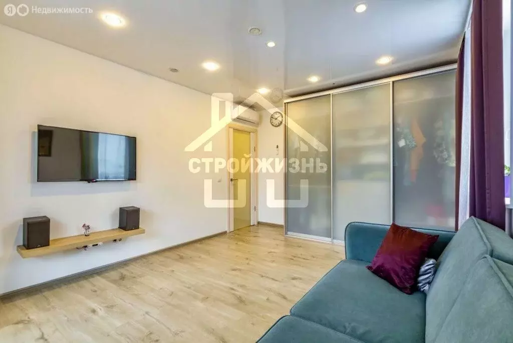 2-комнатная квартира: Екатеринбург, улица Шейнкмана, 86А (56 м) - Фото 1