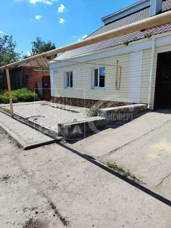 Дом в Воронежская область, Новоусманский район, с. Орлово ... - Фото 1