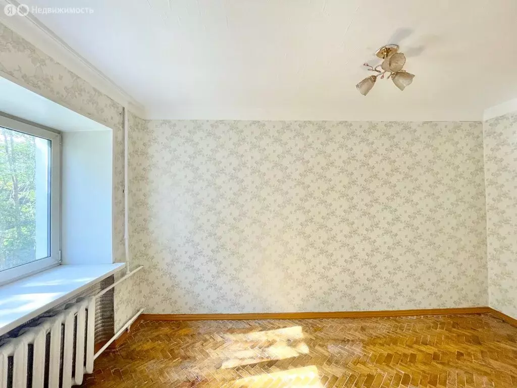 2-комнатная квартира: Мурманск, улица Ушакова, 8 (45.6 м) - Фото 1