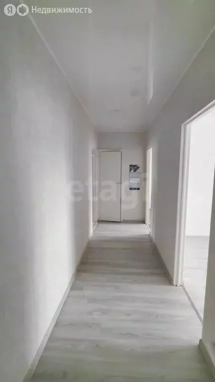 3-комнатная квартира: Воронеж, улица Маршала Одинцова, 23 (67.5 м) - Фото 1