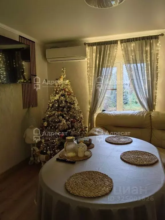 Дом в Волгоградская область, Калач-на-Дону Лазурный пер. (208 м) - Фото 1