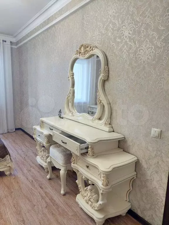 2-к. квартира, 80 м, 9/10 эт. - Фото 0