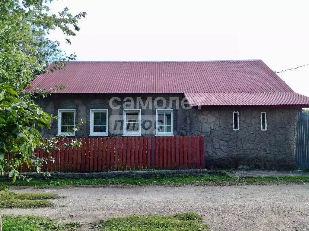 Дом в Рязанская область, Ряжский муниципальный округ, с. Дегтяное ул. ... - Фото 0