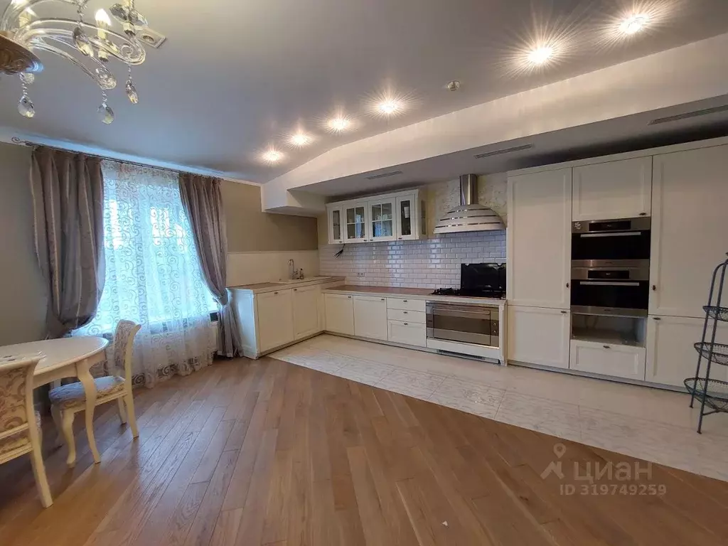 3-к кв. Московская область, Одинцовский городской округ, д. Подушкино  ... - Фото 1