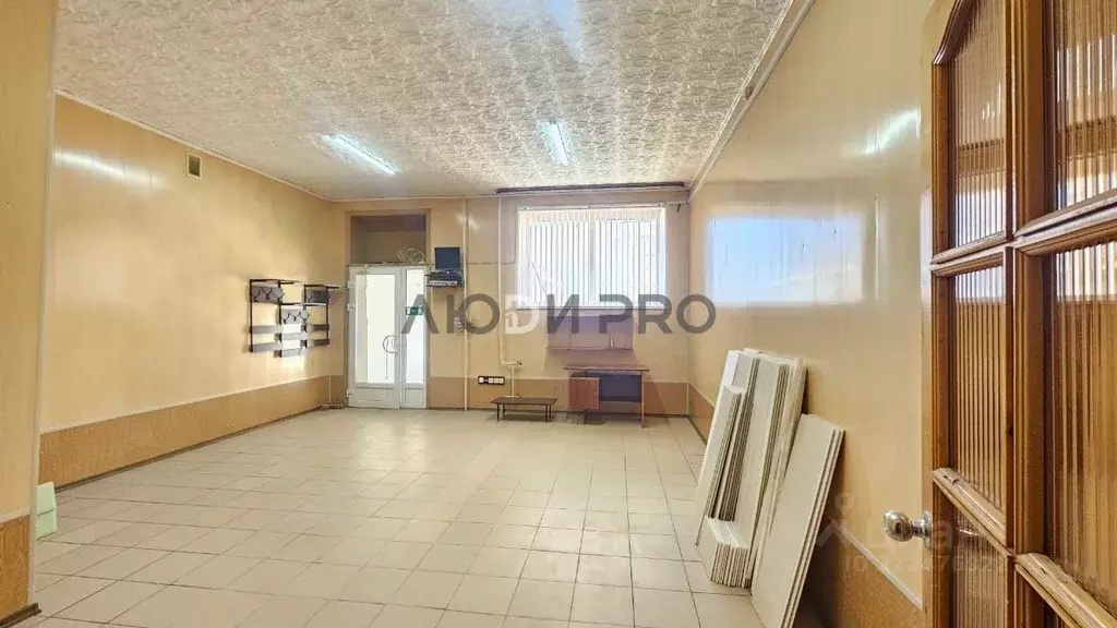 Торговая площадь в Саратовская область, Балашов ул. Карла Маркса, 39 ... - Фото 1