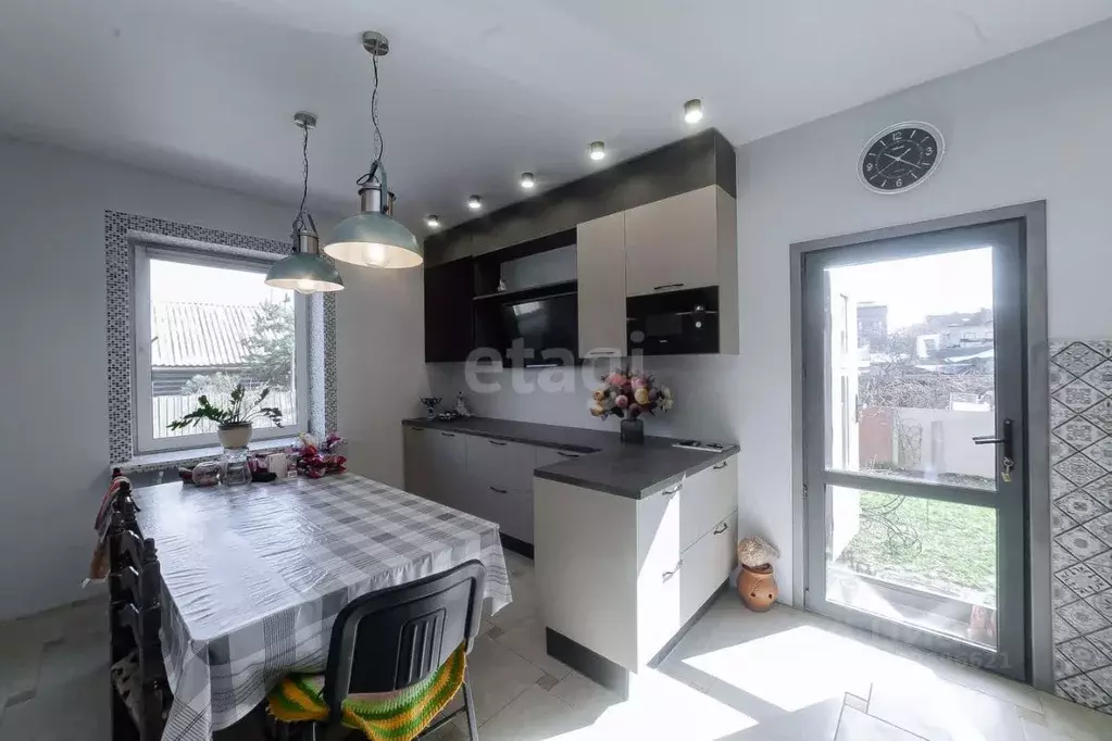 Дом в Тверская область, Тверь пер. 2-й Пески, 6 (140 м) - Фото 1