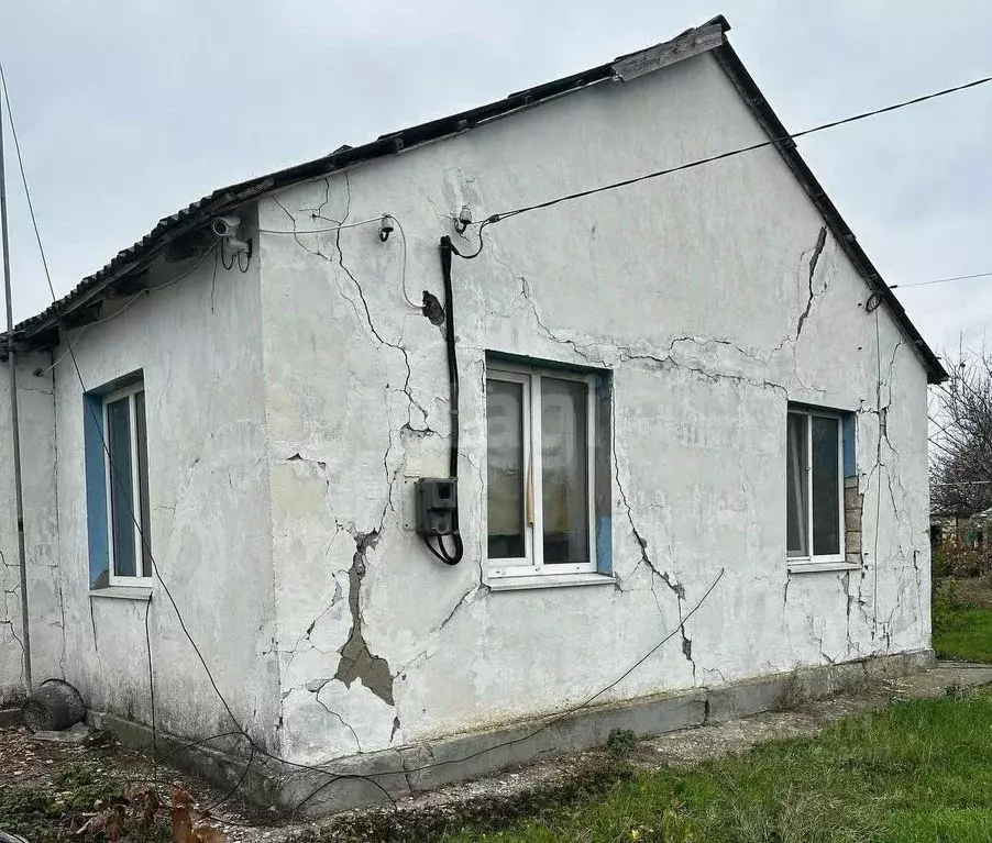Дом в Крым, Кировский район, с. Владиславовка ул. Новая (68 м) - Фото 0