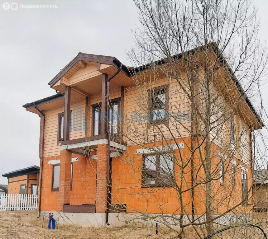 Дом в Московская область, Домодедово, микрорайон Белые Столбы (224.6 ... - Фото 1