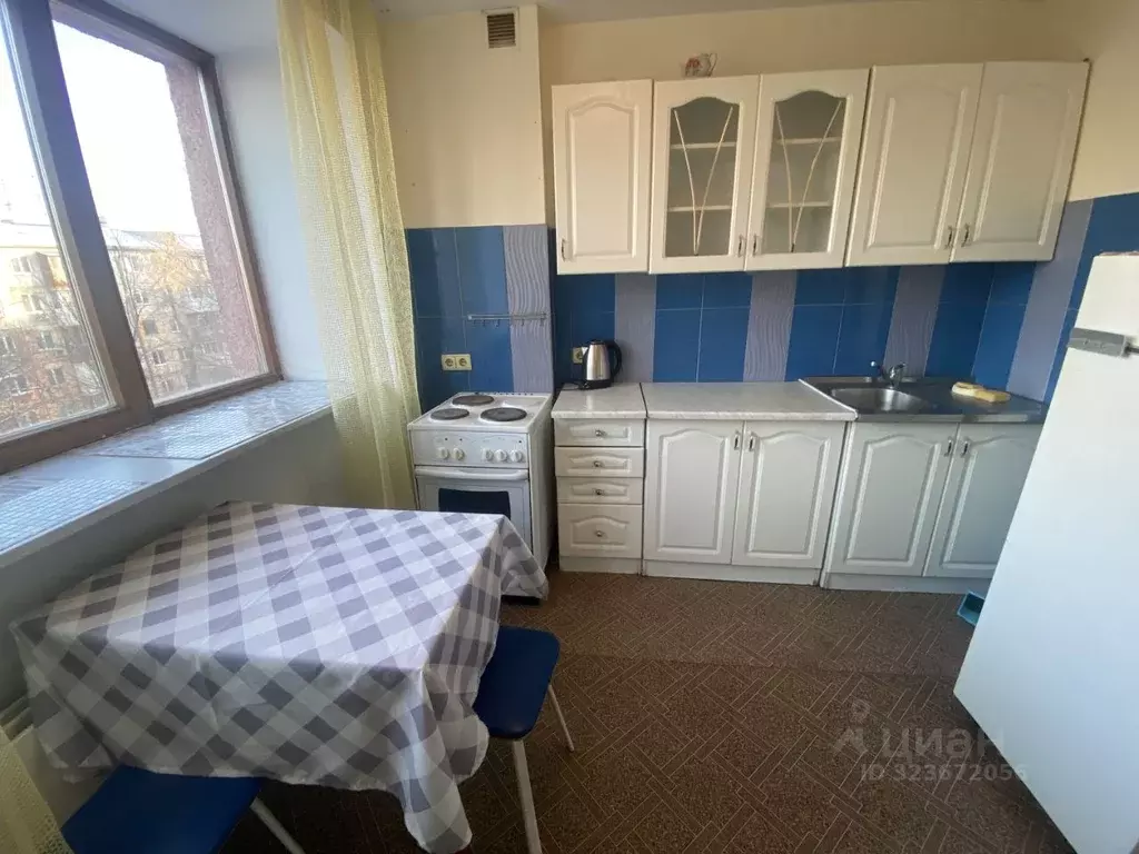 1-к кв. Кемеровская область, Кемерово просп. Ленина, 81А (30.0 м) - Фото 1