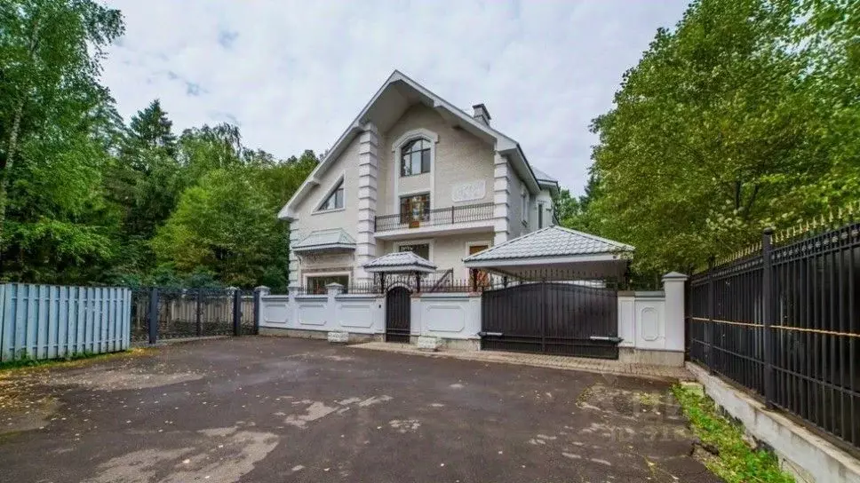 Коттедж в Московская область, Наро-Фоминский городской округ, д. ... - Фото 0