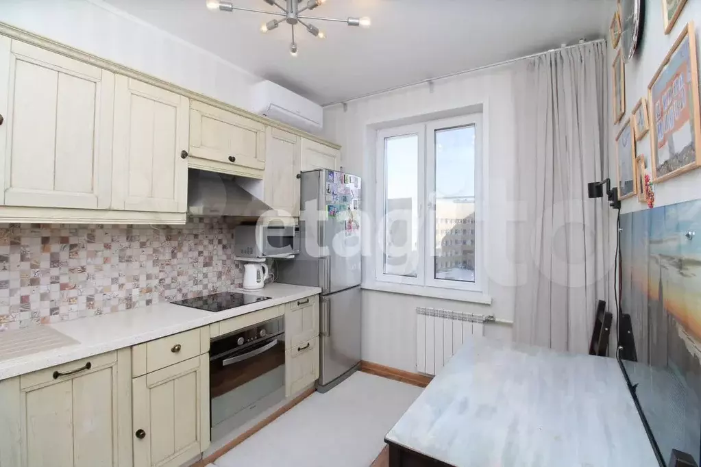 2-к. квартира, 62 м, 8/17 эт. - Фото 1