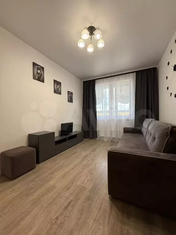 1-к. квартира, 31 м, 7/17 эт. - Фото 1