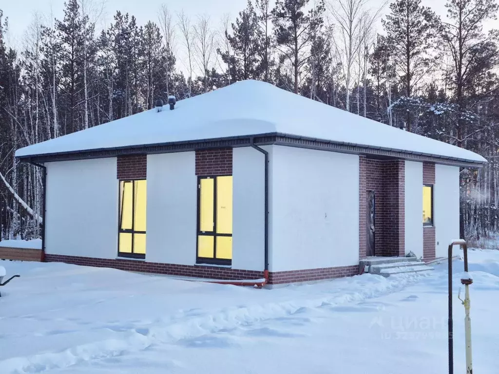 Дом в Свердловская область, Первоуральск муниципальный округ, с. ... - Фото 1