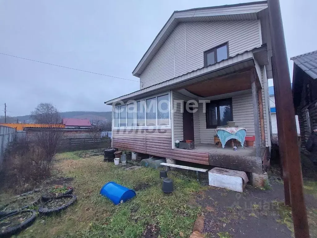 Дом в Челябинская область, Усть-Катав Стадионная ул., 10 (140 м) - Фото 2