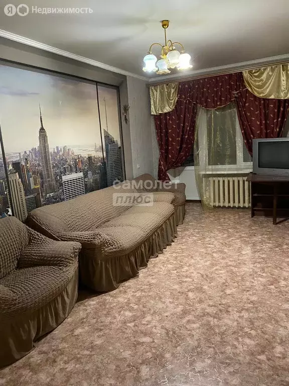 3-комнатная квартира: Пенза, Красная улица, 7 (50 м) - Фото 0