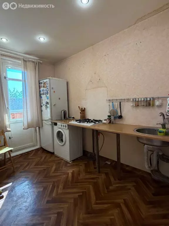 3-комнатная квартира: Березники, улица Парижской Коммуны, 28 (59.7 м) - Фото 2