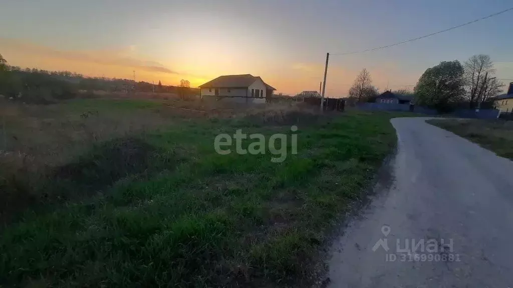 Участок в Белгородская область, Белгородский район, Беломестненское ... - Фото 0
