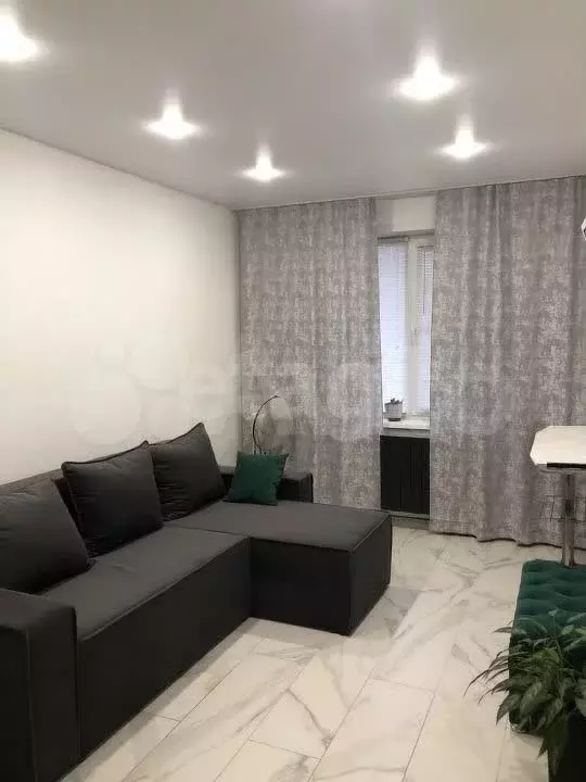 1-к. квартира, 34 м, 1/10 эт. - Фото 1
