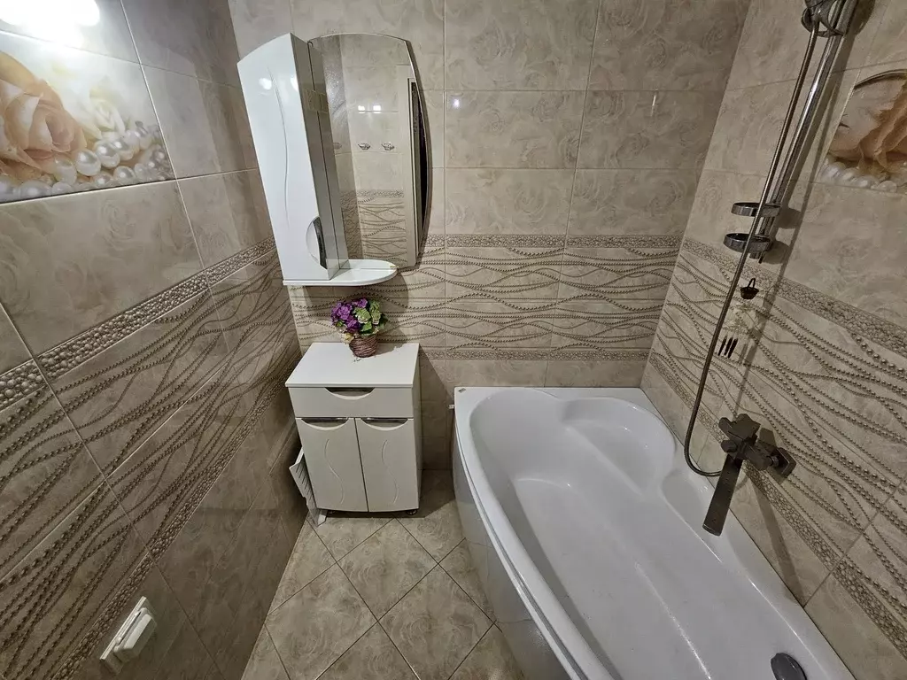 Продаётся 3-к квартира, 66.1 м - Фото 0