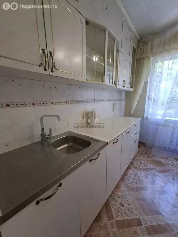 3-комнатная квартира: Симферополь, улица Лермонтова, 16 (58.9 м) - Фото 1