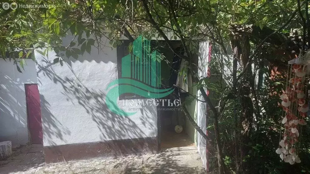 Дом в Республика Крым, городской округ Феодосия, посёлок городского ... - Фото 0
