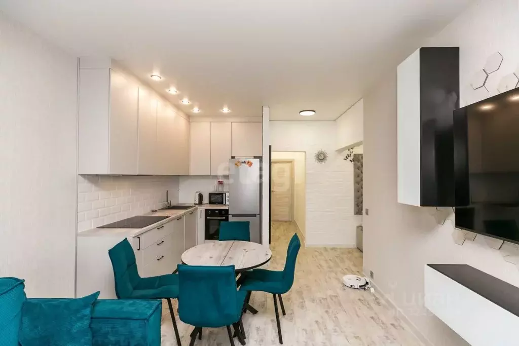 2-к кв. Ханты-Мансийский АО, Сургут Югорская ул., 15 (55.3 м) - Фото 1