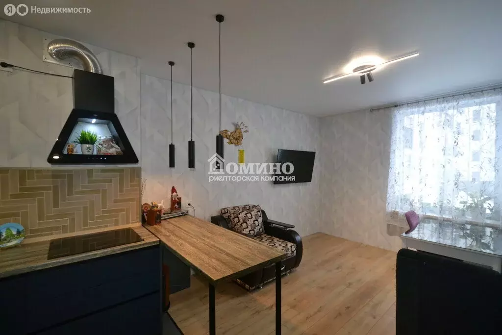 3-комнатная квартира: Тюмень, улица Василия Подшибякина, 11 (82.9 м) - Фото 2