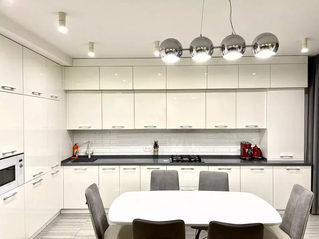 2-к кв. Севастополь просп. Октябрьской Революции, 52В (74.0 м) - Фото 2