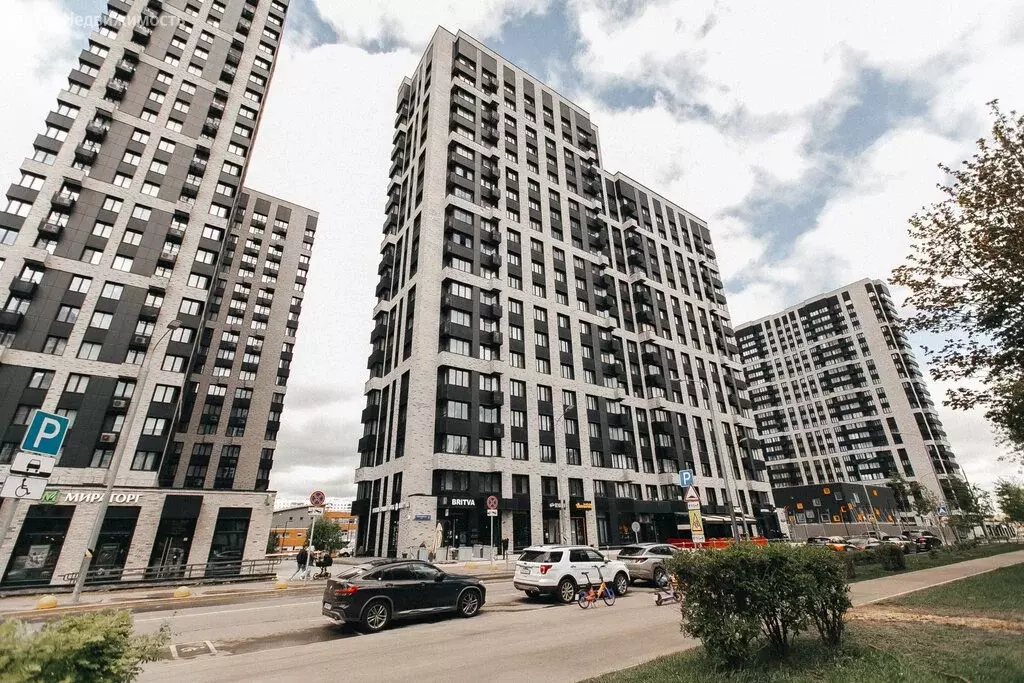 3-комнатная квартира: Москва, Никулинская улица, 8к2 (78.2 м) - Фото 1