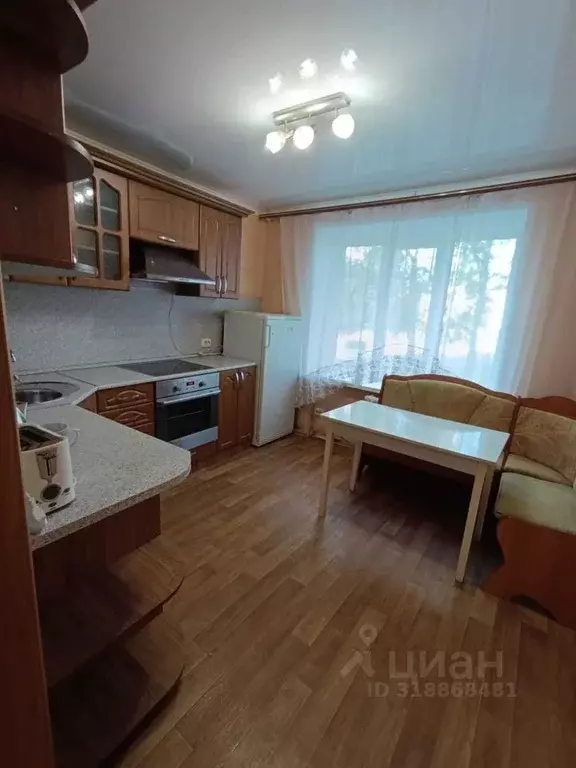 1-к кв. Белгородская область, Старый Оскол Интернациональный мкр, 26 ... - Фото 0