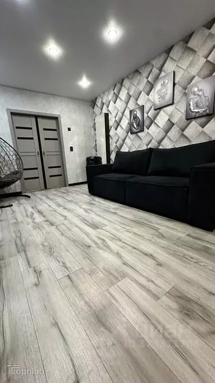 2-к кв. Волгоградская область, Волгоград ул. Рихарда Зорге, 52 (50.0 ... - Фото 1