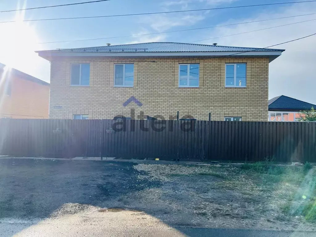 Дом в Татарстан, с. Высокая Гора ул. Александра Трифонова, 3В (200 м) - Фото 1