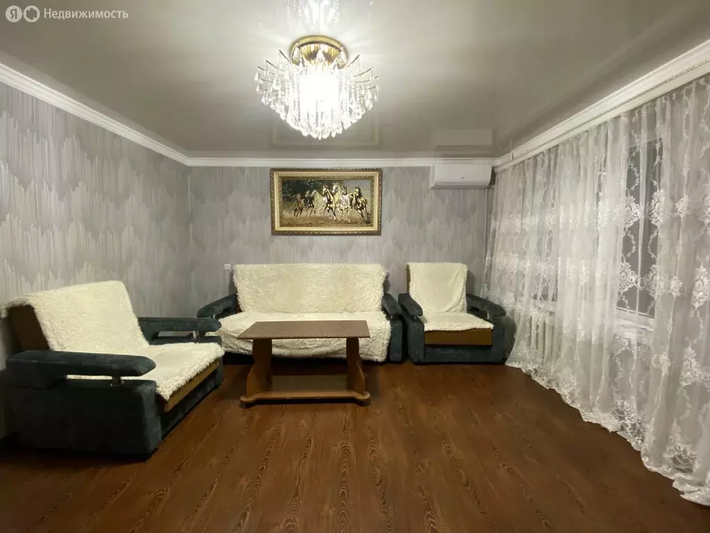 4-комнатная квартира: Нальчик, улица Мусукаева, 40 (86.87 м) - Фото 0