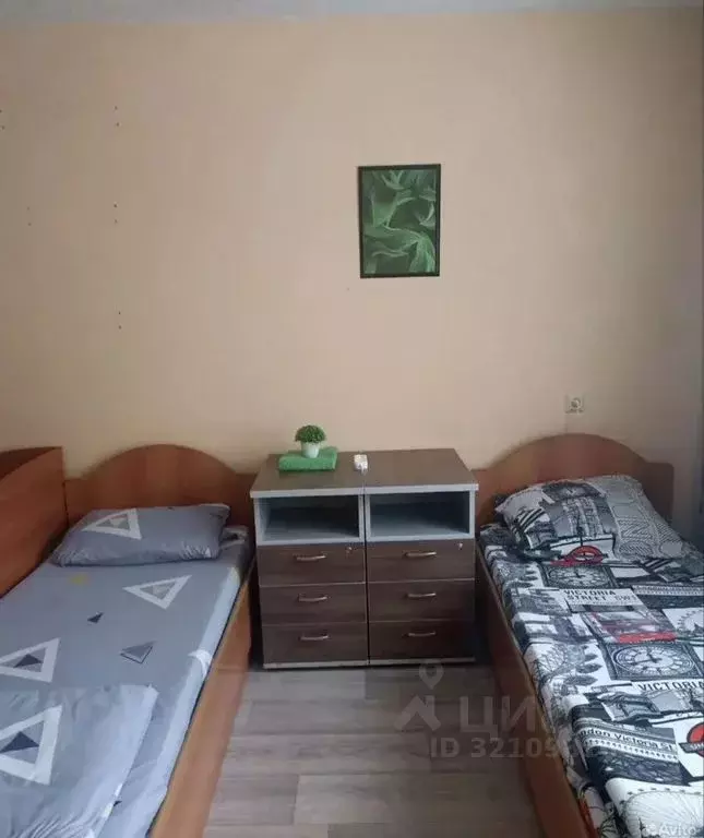Комната Челябинская область, Челябинск ул. Калинина, 11В - Фото 0